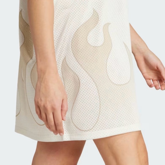 NWT! Adidas FLAMES HOCKEY Short Sleeve MESH JERSEY T-Shirt DRESS Off White M - Picture 6 of 8